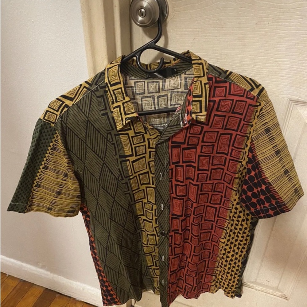Tribal Hawaiian men button down medium.